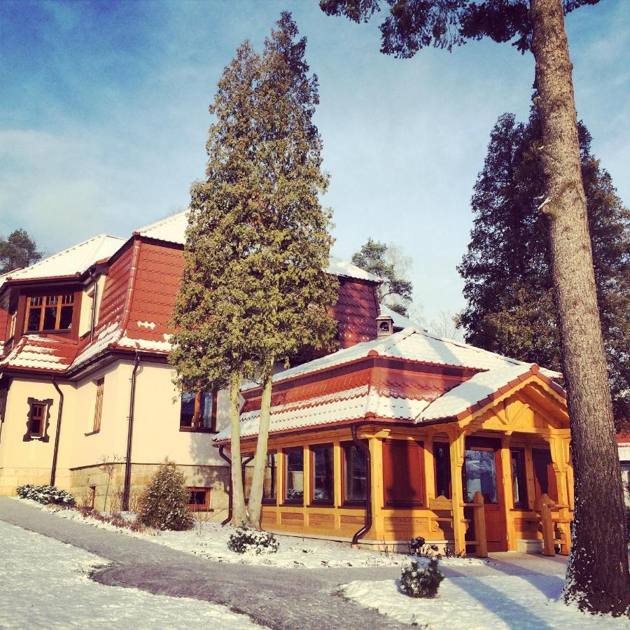 Villa Filmowiec 波兰尼卡-兹德鲁伊 外观 照片